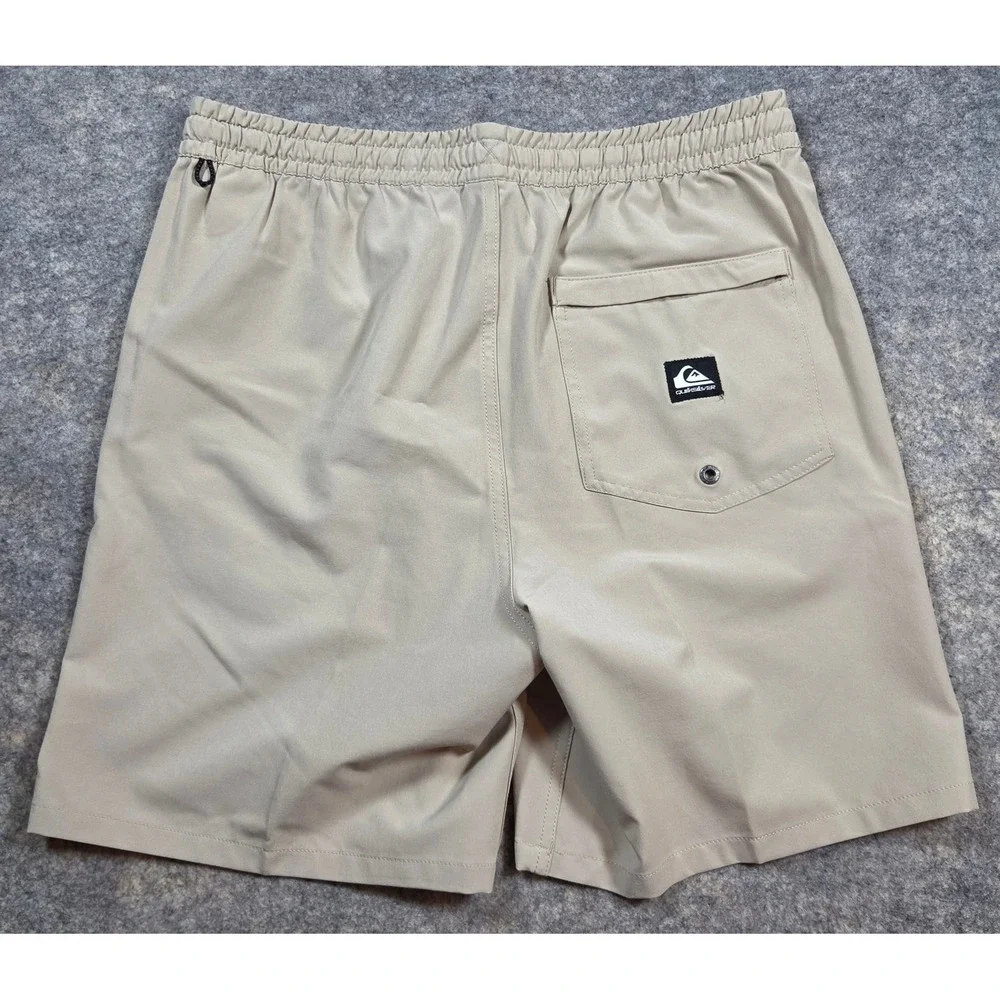 Quiksilver Amphibian Shorts Mens Medium Tan Khaki Hybrid Boardshorts Stretch 7in